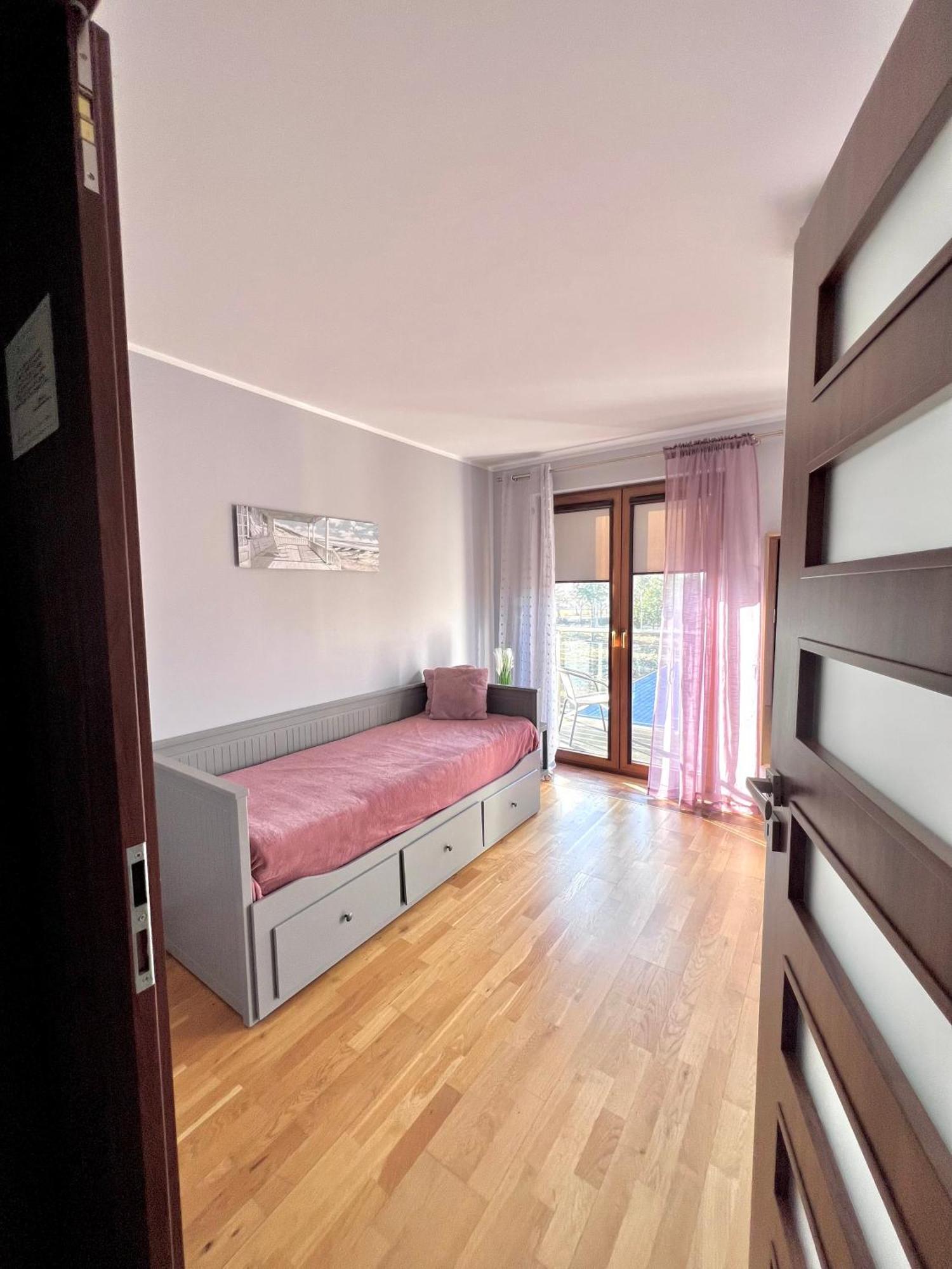 Apartamenty Ku Sloncu - Klifowa Jastrzębia Góra Екстериор снимка
